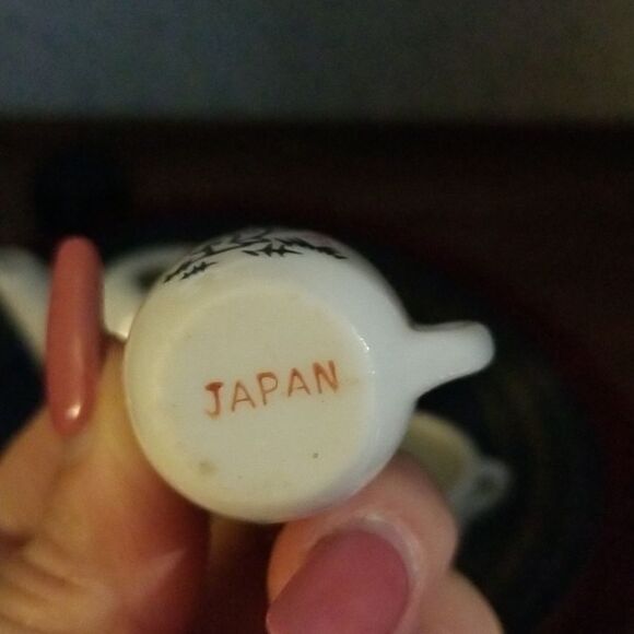 VTG 50’s Child’s Ceramic Tea Set, Cute Girl & Kitten Design - Picture 3 of 10